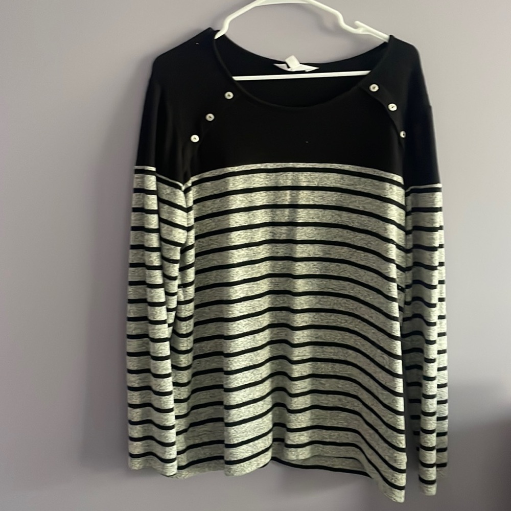 Gently used Market and Spruce Sweater